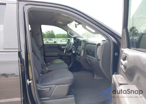 2021 Chevrolet Silverado 1500 4Wd Short Bed Custom Trail Boss/4Wd Standard Bed Custom Trail Boss from USA, damaged, VIN 1GCPYCEF4MZ258335